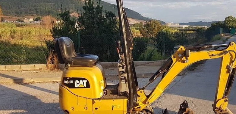 Caterpillar 300.9 D