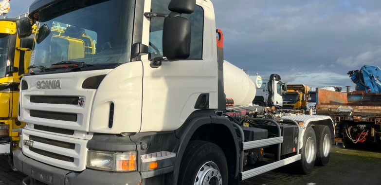 Scania gancho portacontenedor
