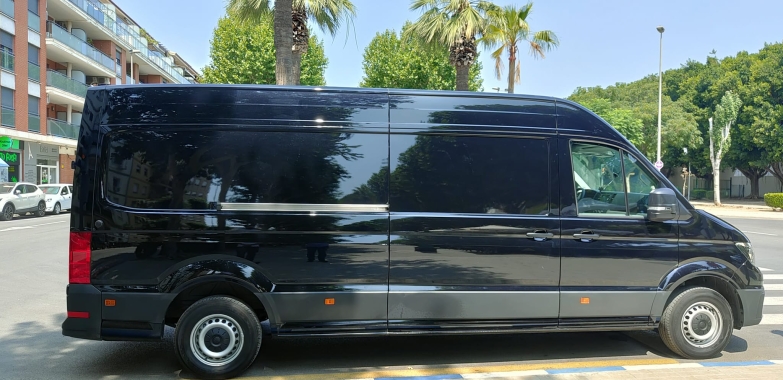 VW CRAFTER 2023
