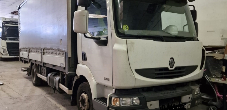 RENAULT MIDLUM 220 10