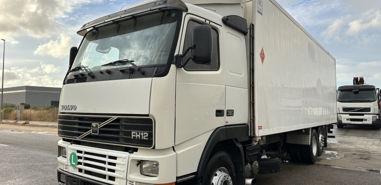 CAMIÓN VOLVO FH12 380 CAJA FRIGORÍFICA MOTOR THERMOKING