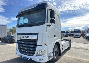TRACTORA DAF XF 480 CON EQUIPO HIDRAULICO