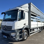 CAMIÓN MERCEDES FRUTERO CON CAJA Y LATERALES ALUMINIO 2015