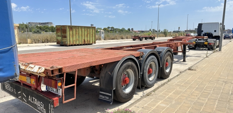 CONTAINERA EXQUELETICA FIJA BALLESTA LECIÑENA AÑO 1998