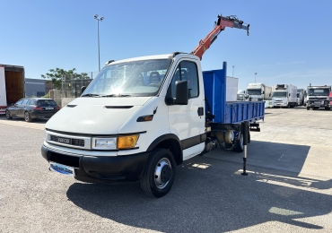 IVECO DAILY 35C13 CAJA ABIERTA CON GRUA CARNET B