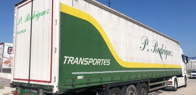 Tautliner Lecitrailer en perfecto estado