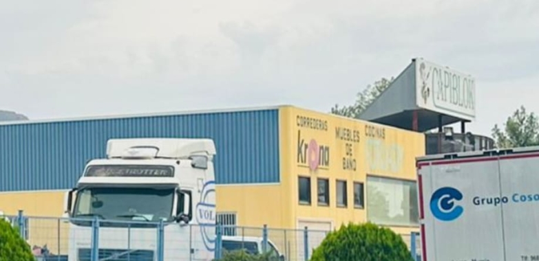 semirremolque lateral bajo