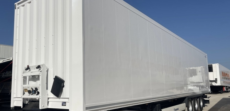 Semirremolque paquetero