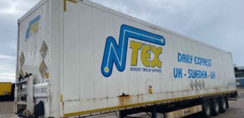 Cajón paquetero, Krone, 2012